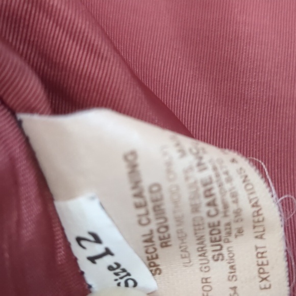 Avanti Burgundy Leather Coat - Picture 7 of 13